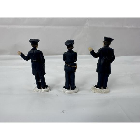 St Nicholas Square “On The Beat” Policeman Law Set Of 3 Christmas Holiday - Picture 4 of 4